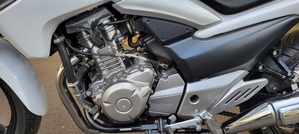 Suzuki GSR 250. 2015p. Сузукі.