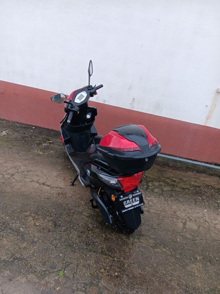 Mota eléctrica nova