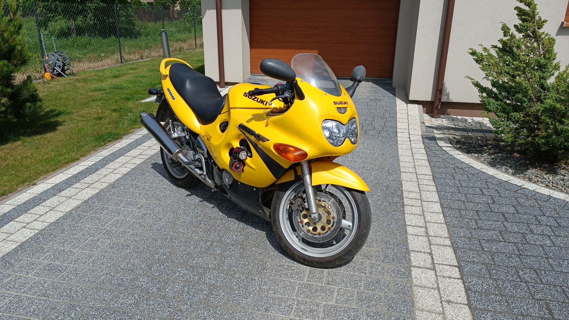 Motocykl gsx600f