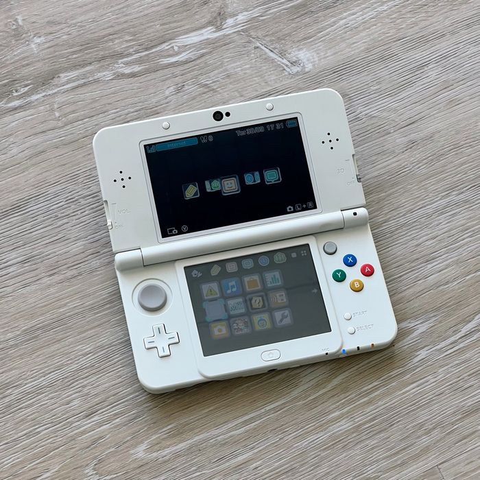 New Nintendo 3DS Branca