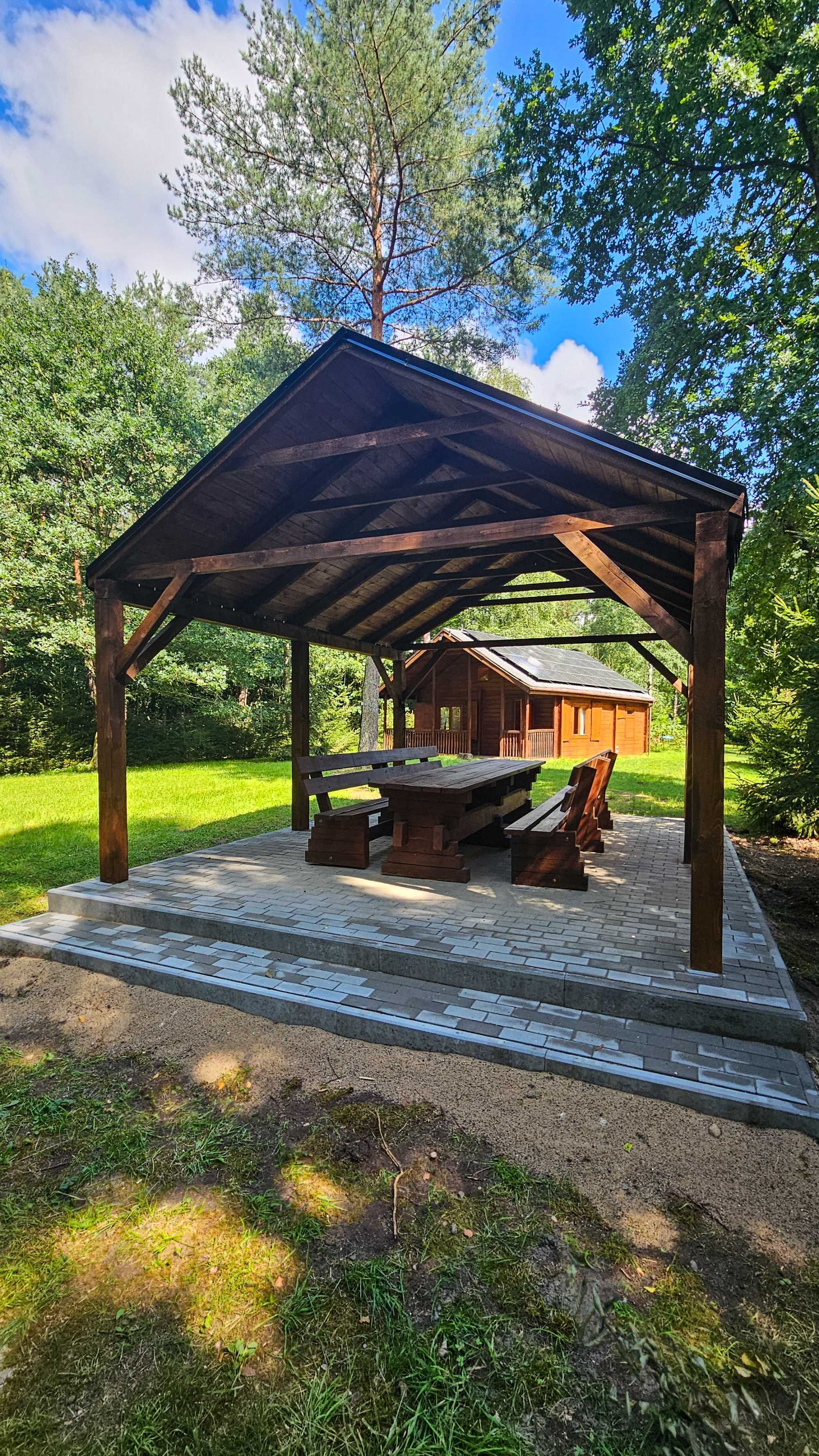 Domek nad jeziorem w lesie Starnin jacuzzi 7 min od HOSSOLANDU