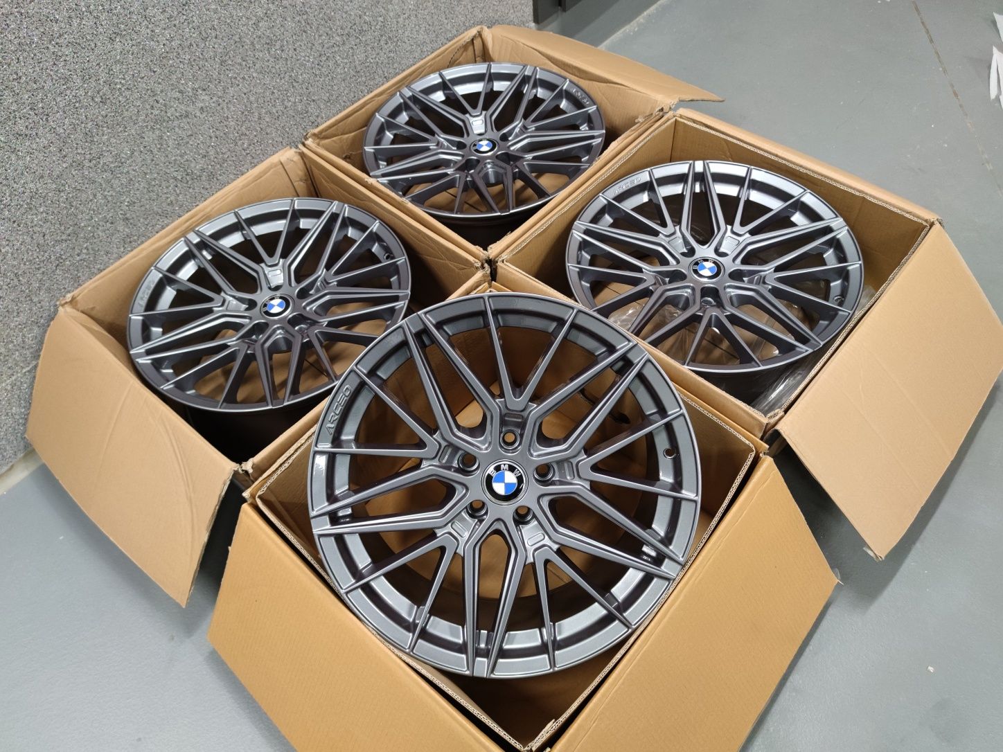 Felgi BMW 19" 5x120 Arceo Sevilla tytan