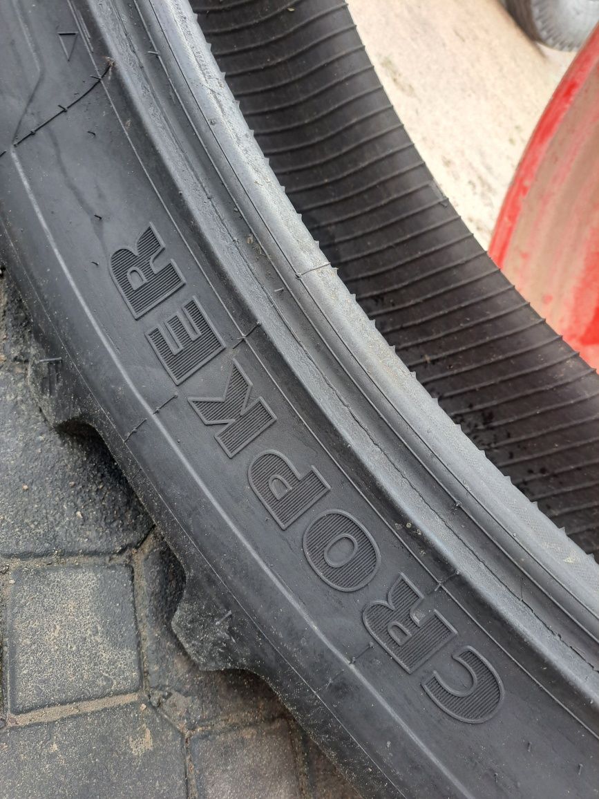 Opona 300/95R52 Kleber Cropker