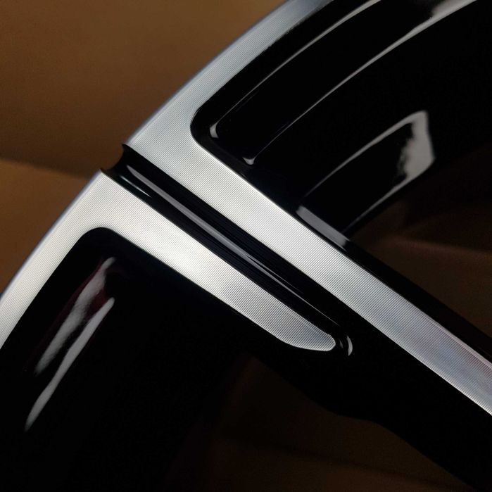 Диски На Авто R18 5x120 BMW X1 F30 F31 F32 F10 F11 F07 F01 5GT 6GT Р18