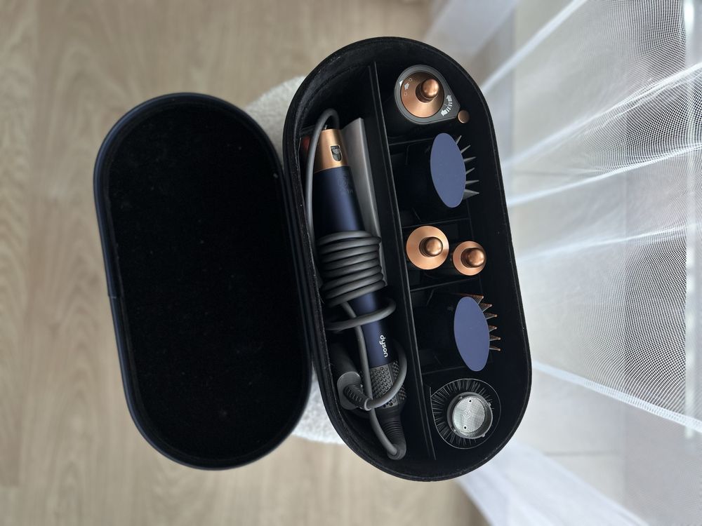 Dyson Airwrap Styler — stan idealny, kupiony maj 2023
