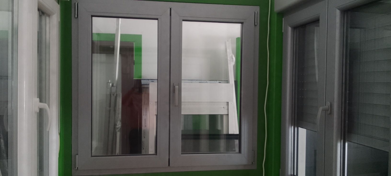 Montagem e reparação de estores & Portas e janelas PVC