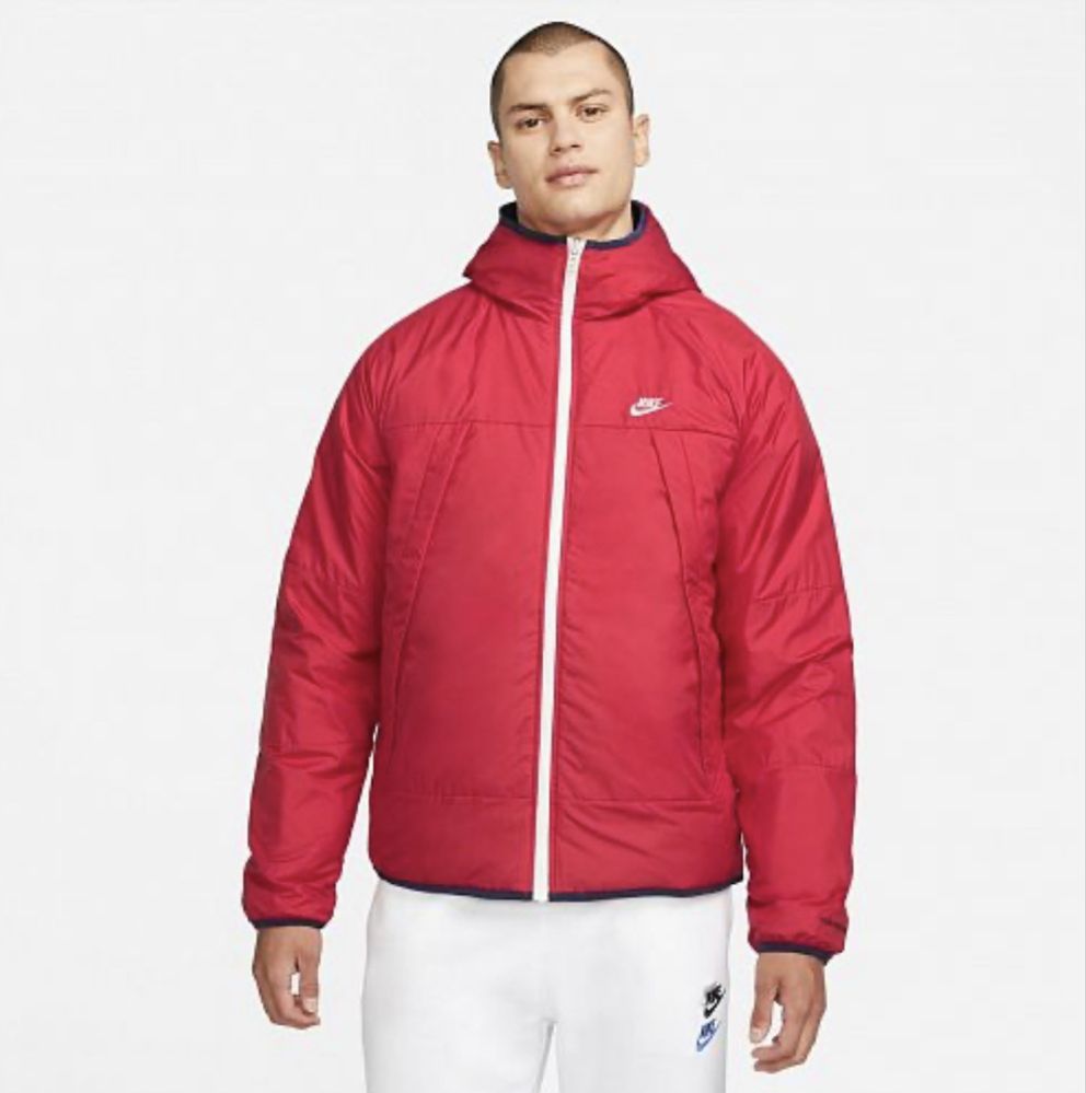Куртка Nike оригінал розмір S