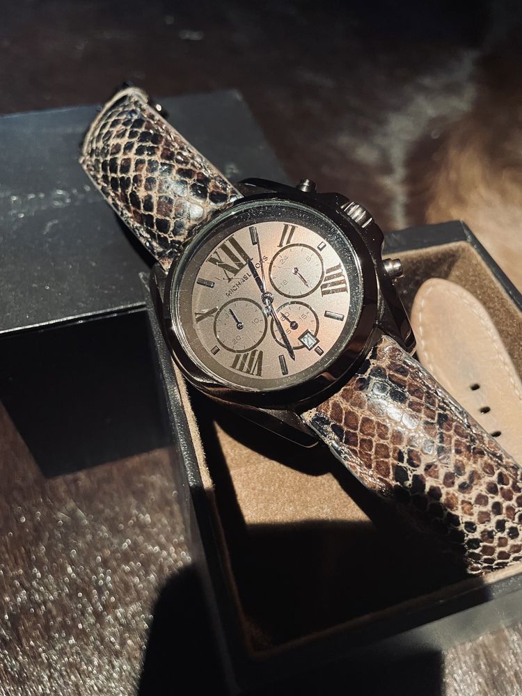 Zegarek Michael Kors brązowy na pasku MK6721 Bradshaw