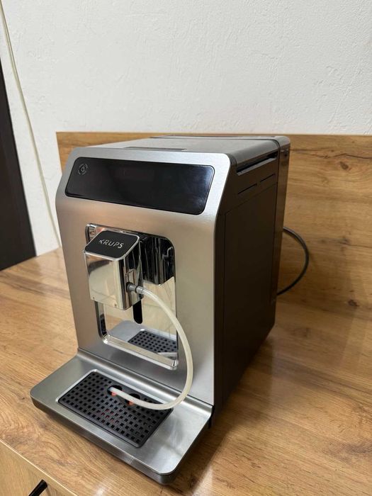 Кавомашина Krups Quattro Force