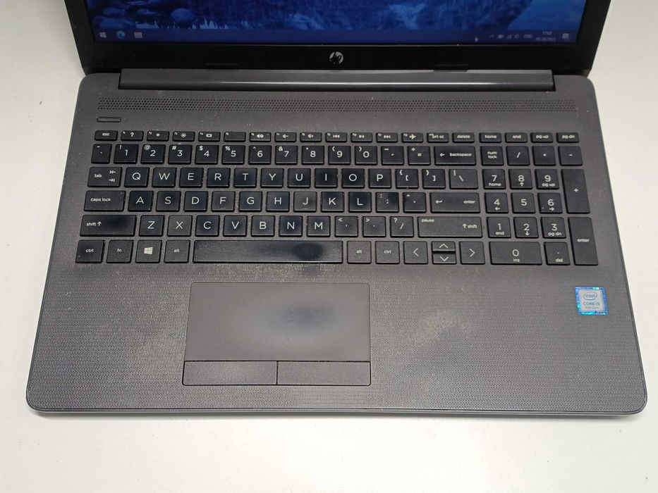 Ноутбук HP 250 G7  15.6"  i5-8265U  8GB DDR4 / 256GB SSD / WebCam