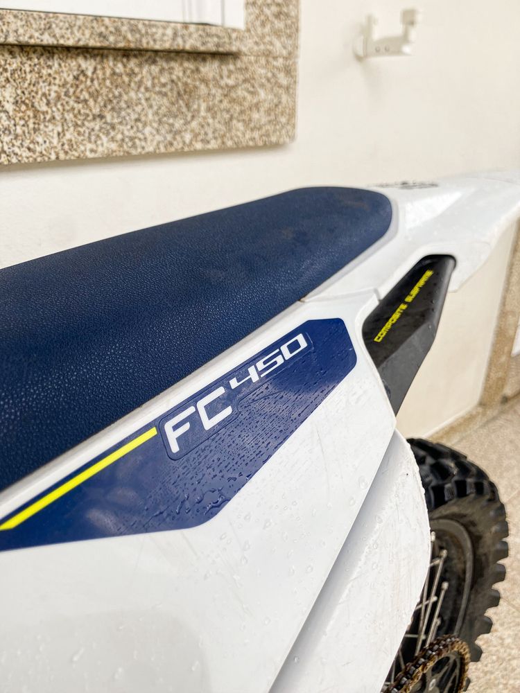 Husqvarna FC 450 de 2022 - (Aceito Troca)