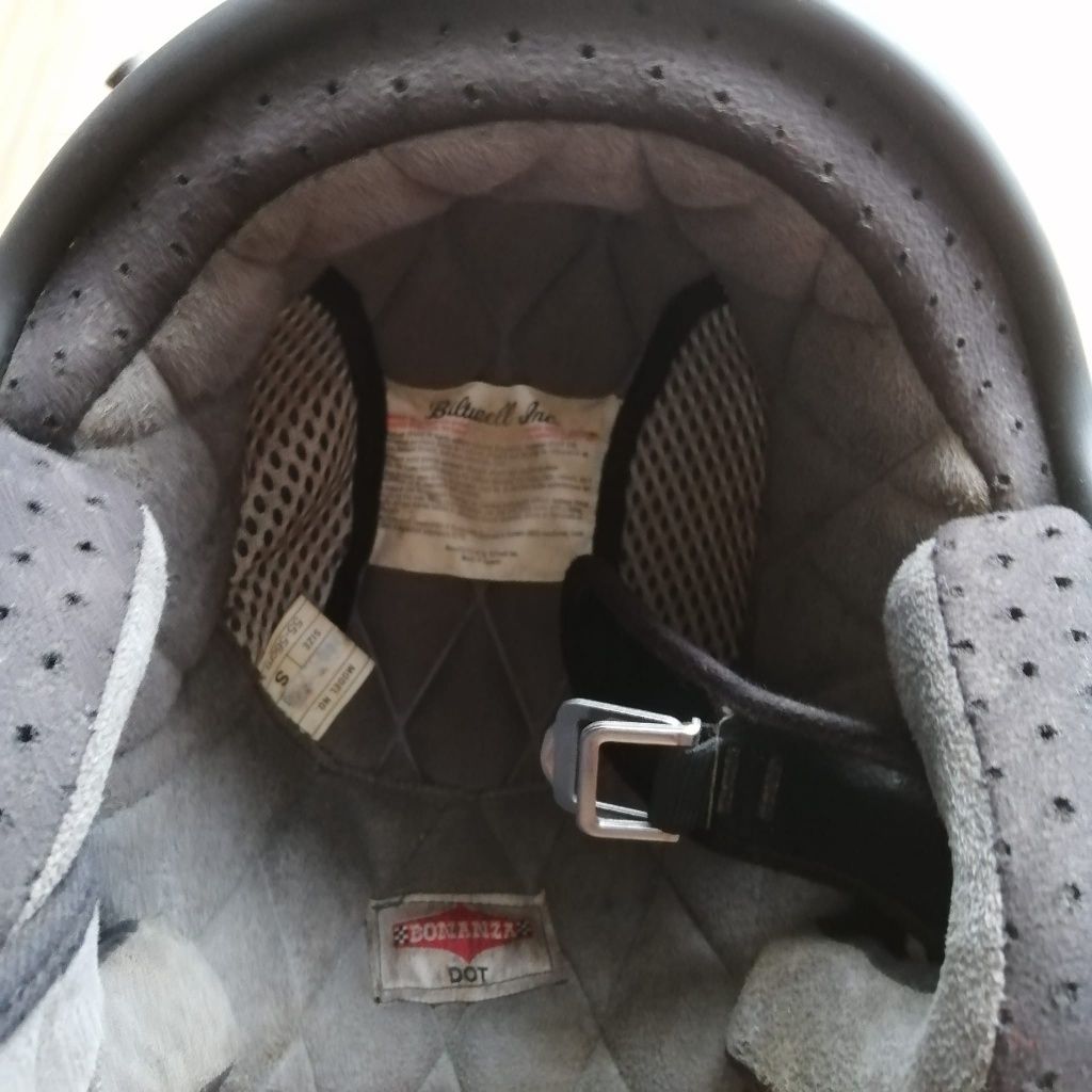 Vendo Capacetes em bom estado
