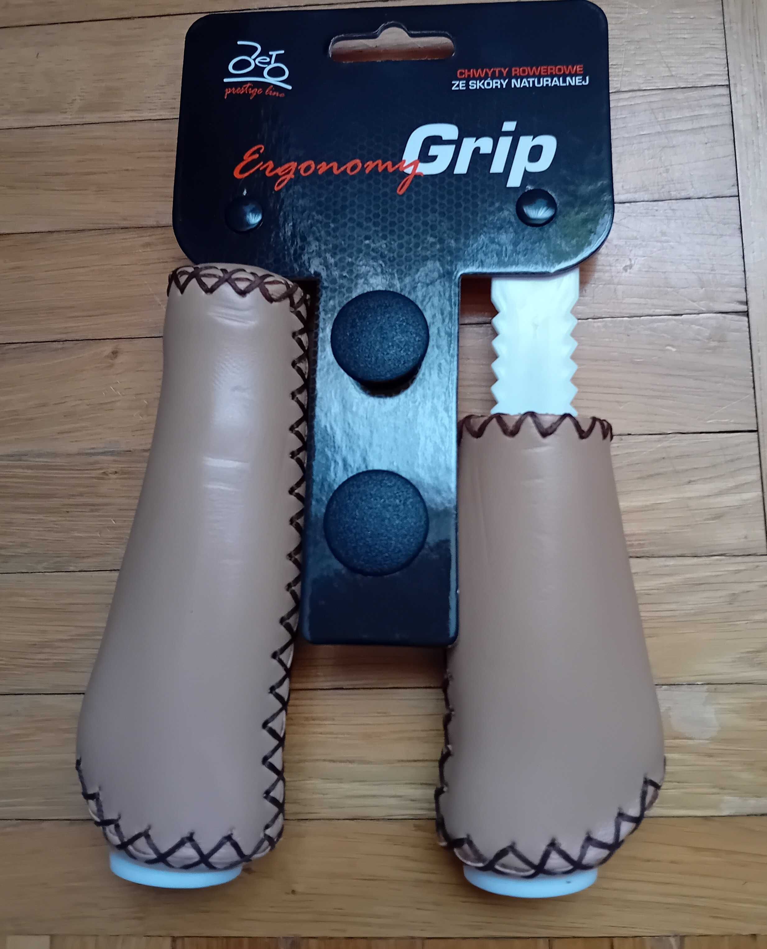 Ergonomiczne chwyty rowerowe ze skóry naturalnej / jasno brązowe /.
