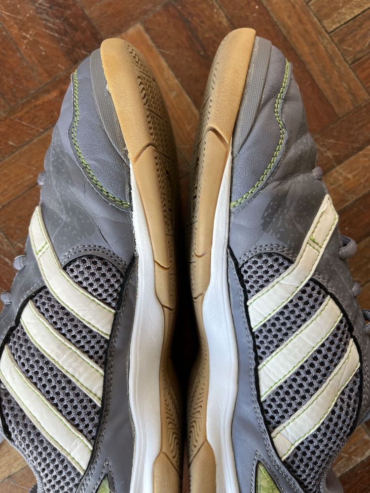 Chuteiras Futsal Adidas - 36