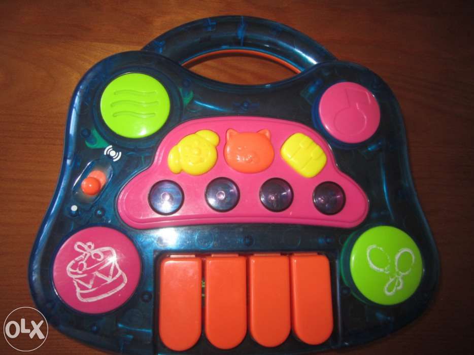 Piano mala marca imaginário c/ novo