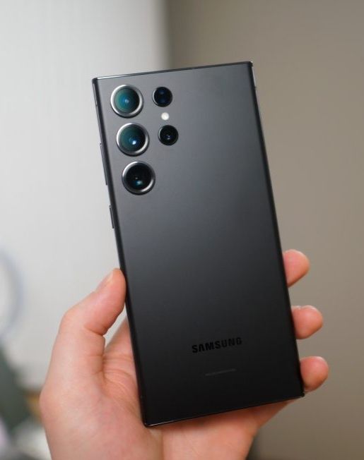 Телефон Samsung S22ultra