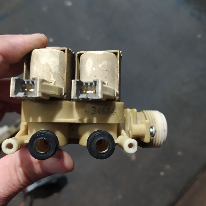 Продам запчастини пральної машини Індезит