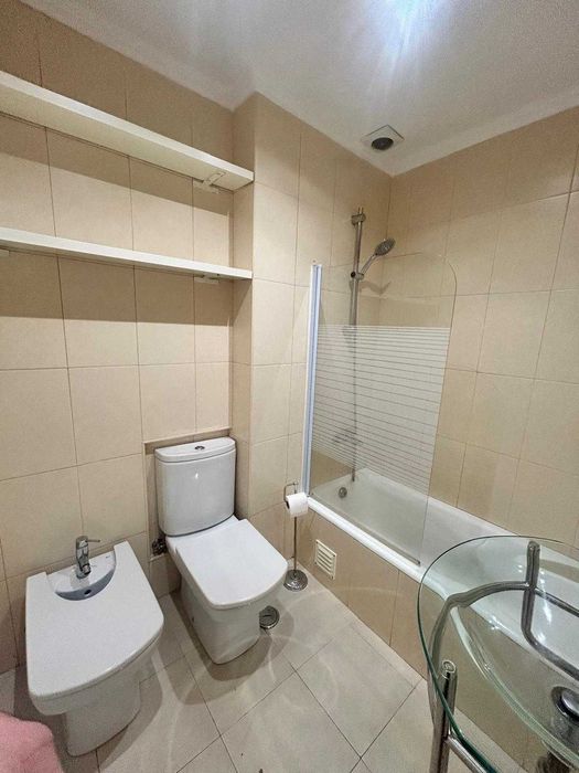 Apartamento T1 em Linda-a-Velha