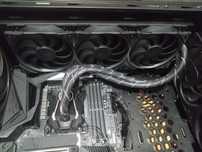 Arctic Liquid Freezer II 360 + 3x Fluctus 120