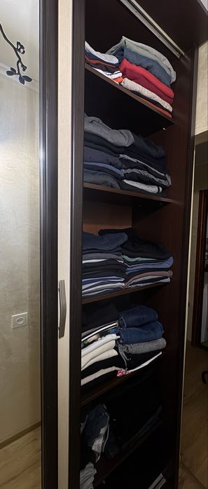 Шафа купе з дзеркалом