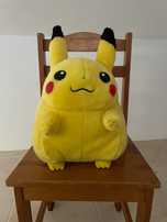 Pikachu e Pascal (Entrelaçados)