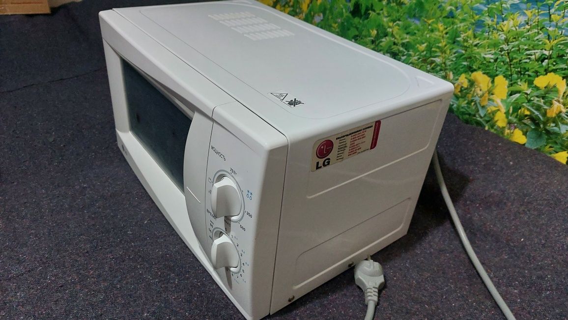 Микроволновая печь LG