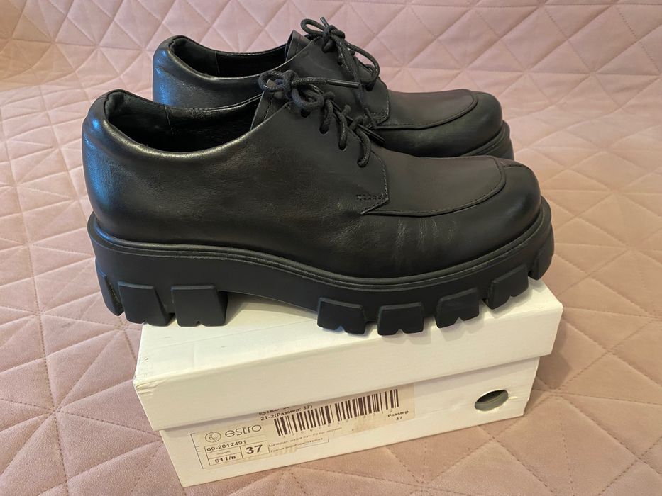 Оксфорди Estro 37 розмір