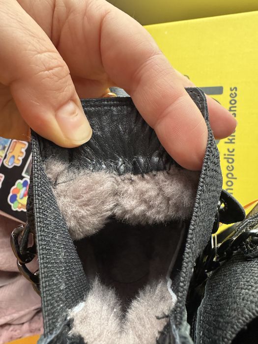 Ботинки, чоботи Tutubi