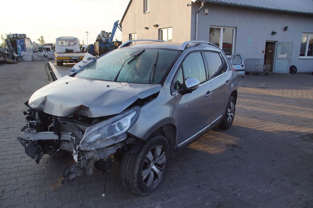 Auto na części - Peugeot 2008 I 1.6 VTi 120 KM 5F01 20ET03 KCA 2014R Silnik Skrzynia Drzwi Szyba Błotnik Zderzak Klapa Lampa Lusterko Relingi Deska Kokpit Sterownik Moduł Czujnik Licznik Wyświetlacz Kierownica