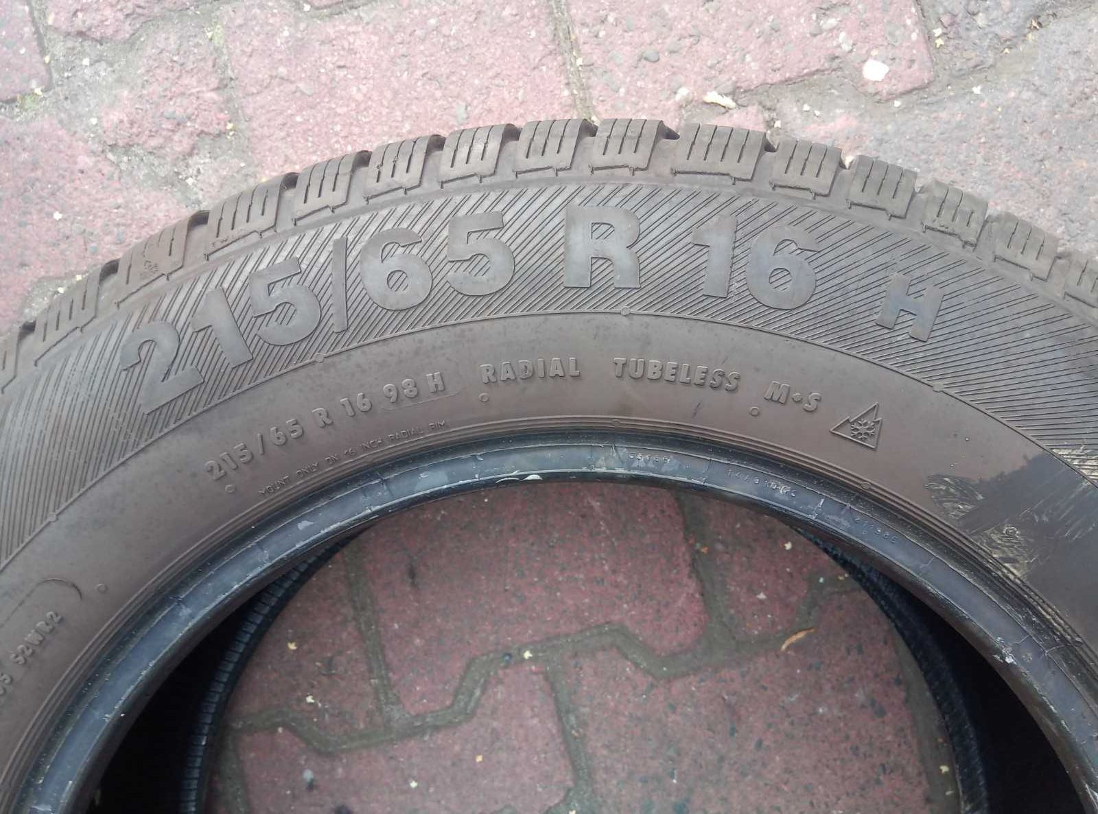 Używane opony zimowe 215/65R16 Barum Polaris 3 (98H).