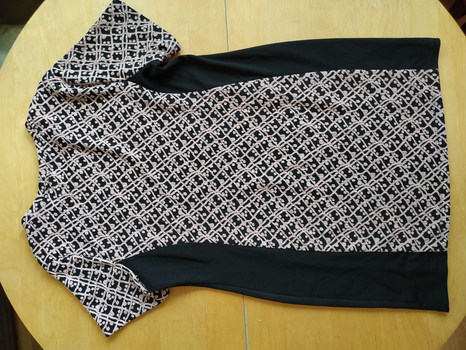 Elegancka wygodna sukienka uciągliwa roz 18. Doroty Perkins. Sliczna.