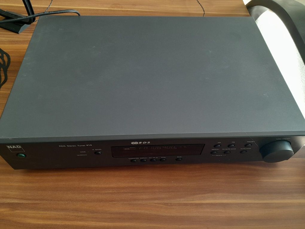 Idealny do wzmacniacza nad do kompletu Tuner NAD 414 stan B,dobry