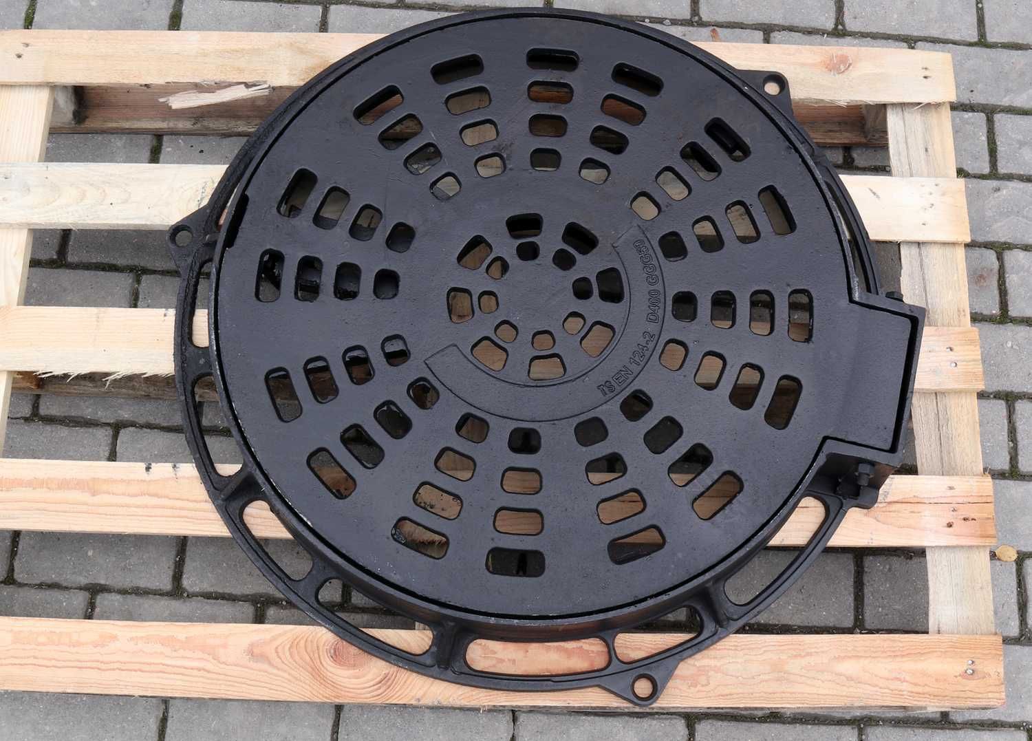 Właz Ażurowy Wpust Żeliwny Okrągły DN600 60cm D400 Pokrywa Studzienki