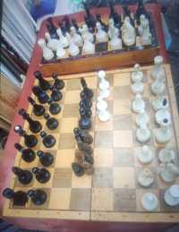 Шахматы, шашки, нарды.