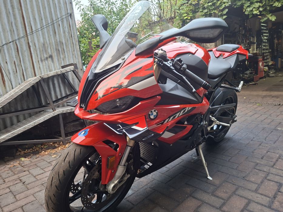 Bmw s1000rr salon