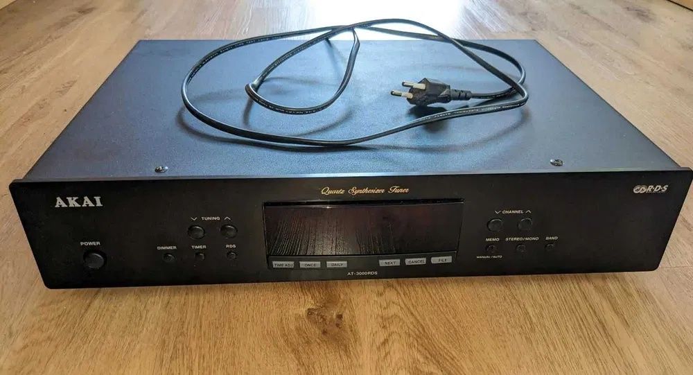 Радіо Тюнер AKAI AT-3000 RDS Quartz Synthesizer