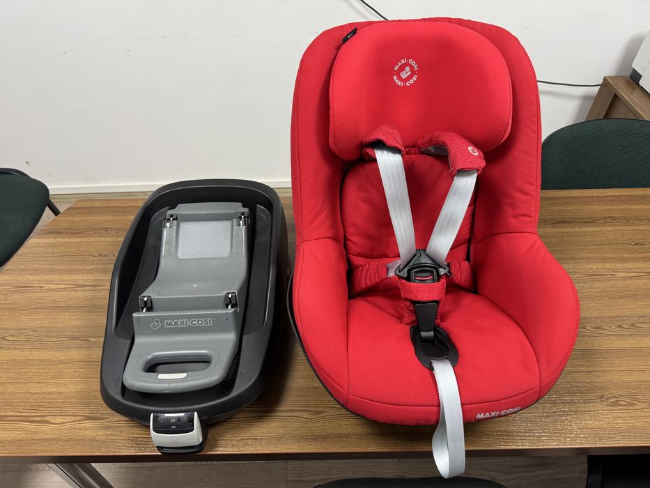 Автокрісло Maxi Cosi Pearl + база FamilyFix