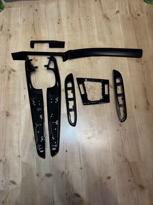 Bmw e46 coupe dekory listwy ozdobne  BLACK PIANO europa po regeneracji