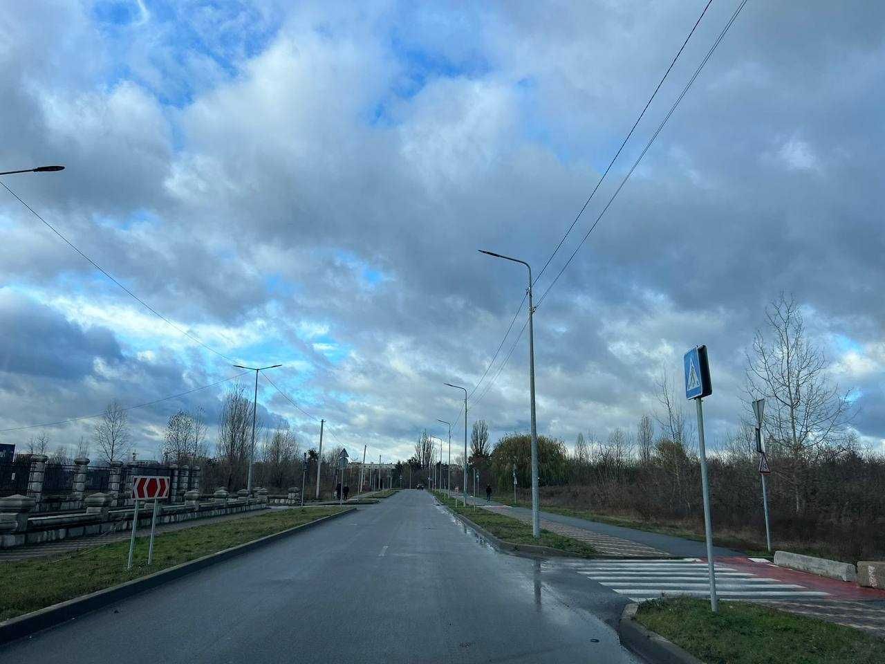 Продам ділянку в с.Чайки 22 сот, Асфальтований під'їзд