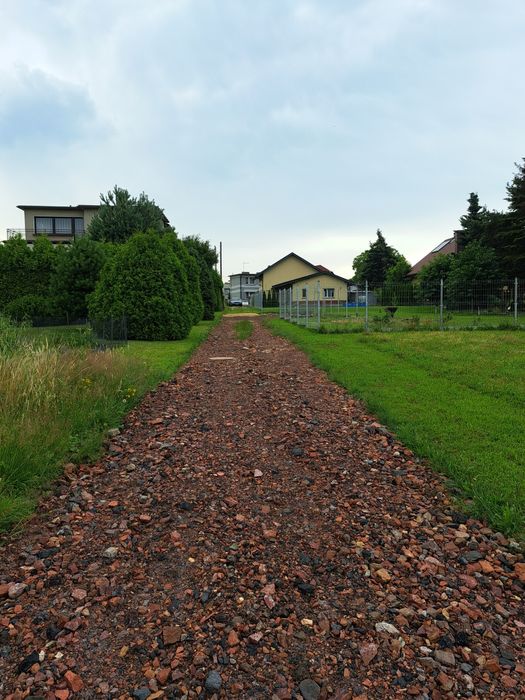 Sprzdam działkę budowlaną o pow. 1540 m2 w piątej linii zabudowy