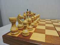 Хороший набор советских деревянных шахмат