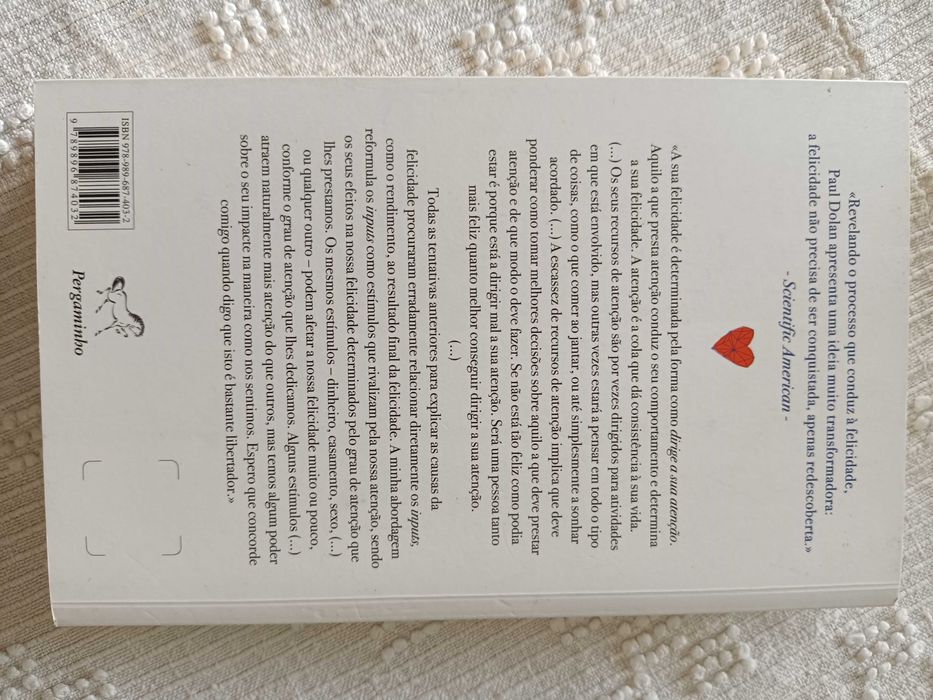 Vendo livro " Projectar a Felicidade"