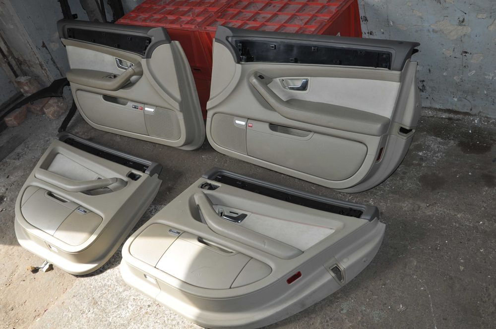 Audi A8 d3 карта карты в салон комплект 4шт белые