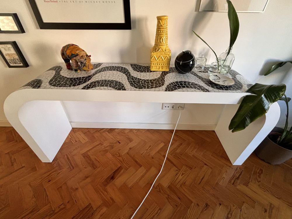 Consola/Aparador com vinil do calçadão