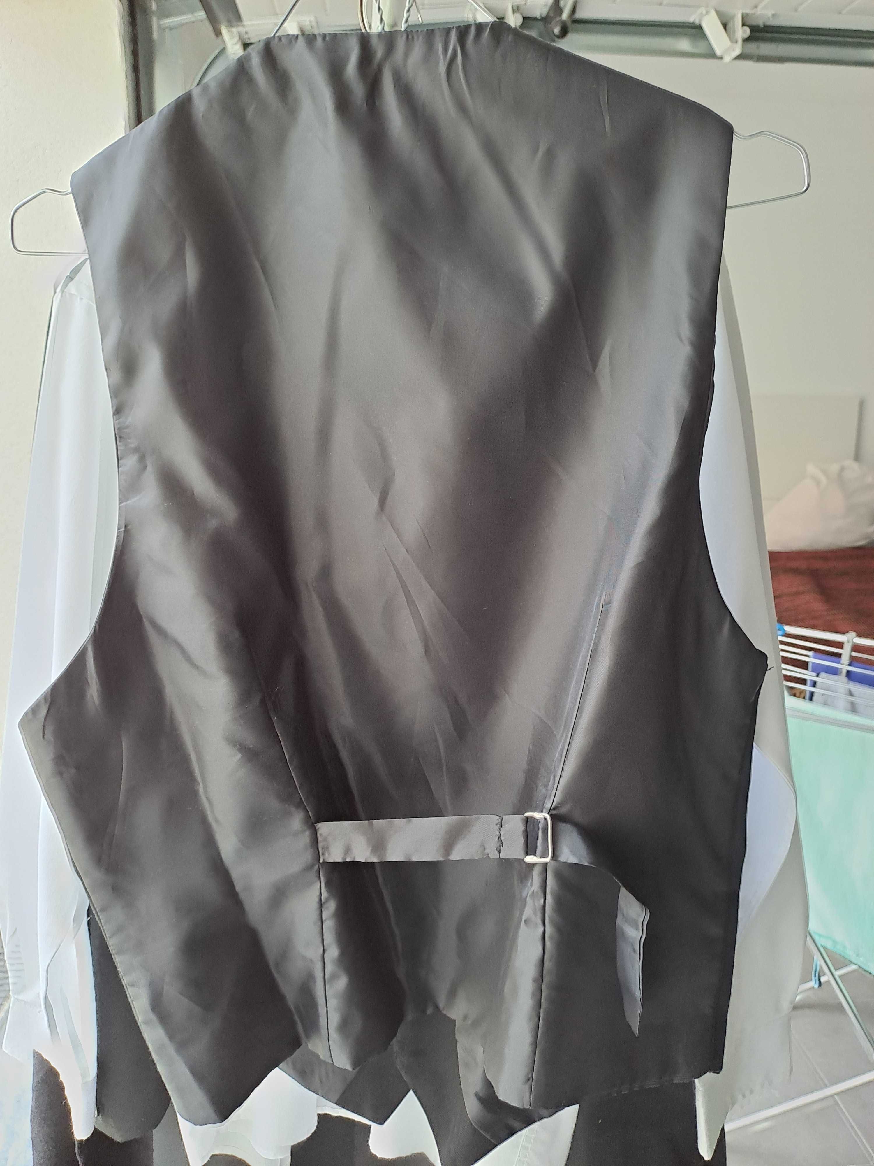 Traje académico masculino M.