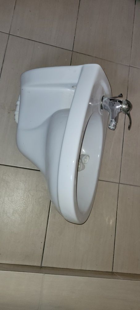 Bidet z demontażu