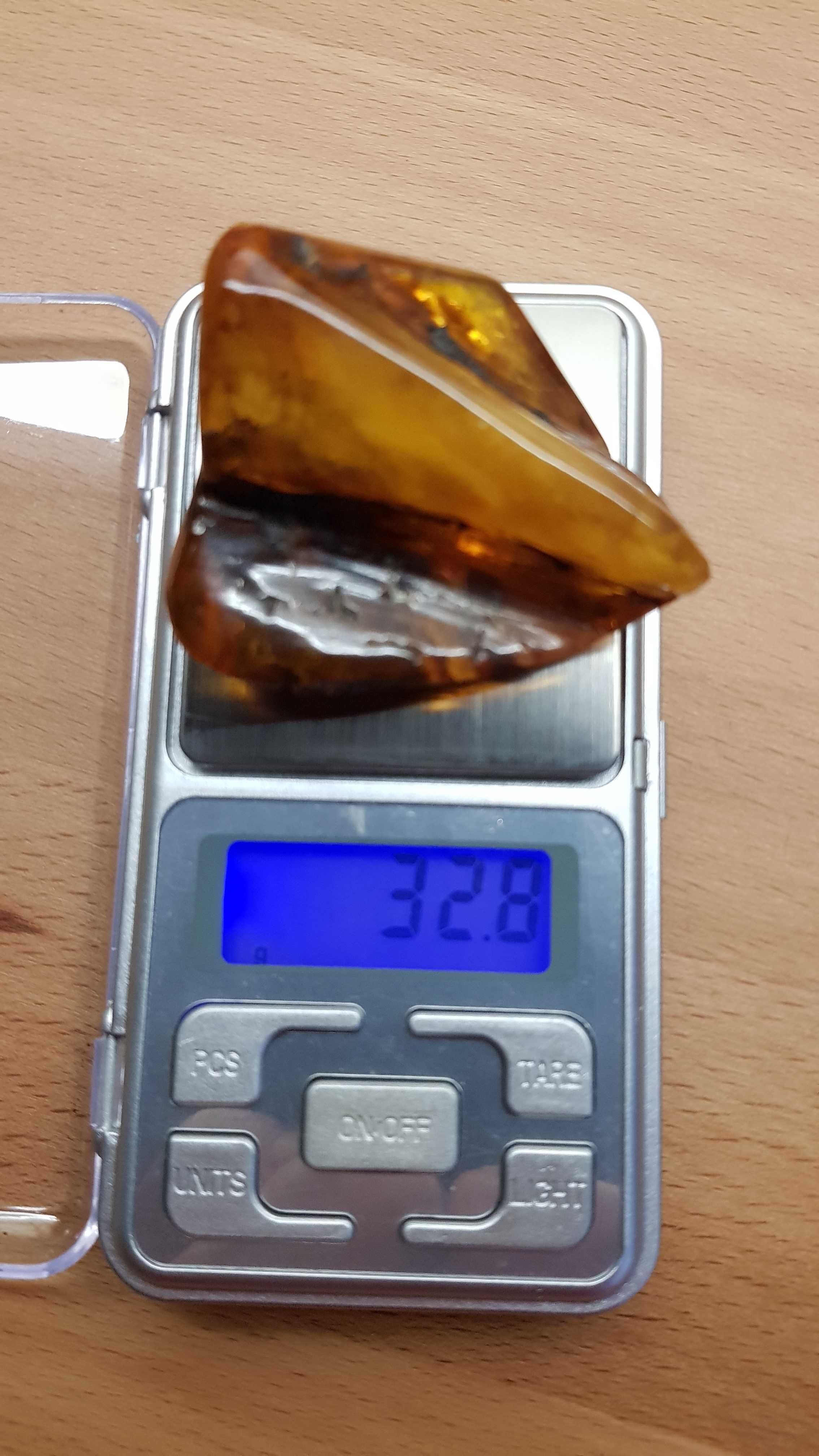 Samorodek bursztyn bałtycki 32,8g