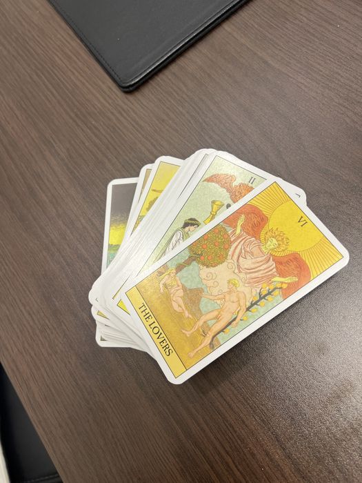 Продам 5 колод карт ТАРО