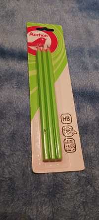 Zielone ołówki Auchan HB