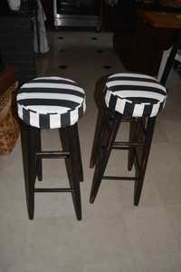 hoker drewniany w paski czarno białe stołek barowy vintage krzesło